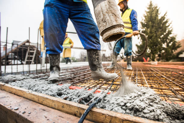 Best Concrete Sealing and Maintenance in Clarksville, IA